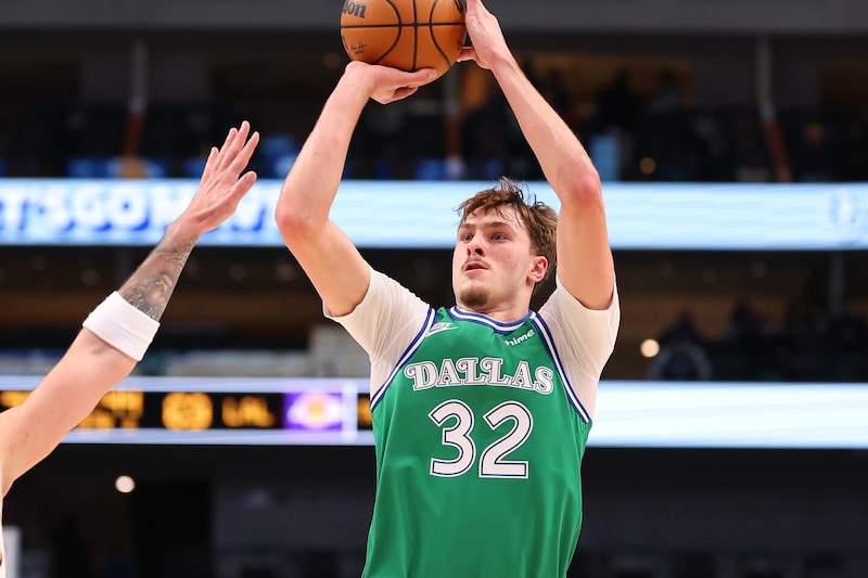 【ランキング一覧】“逸材”フラッグがNBA10代得点記録を更新！46年ぶり偉業も敗戦を悔やむ姿に、指揮官感嘆「それが彼の本質だ」＜DUNKSHOOT＞