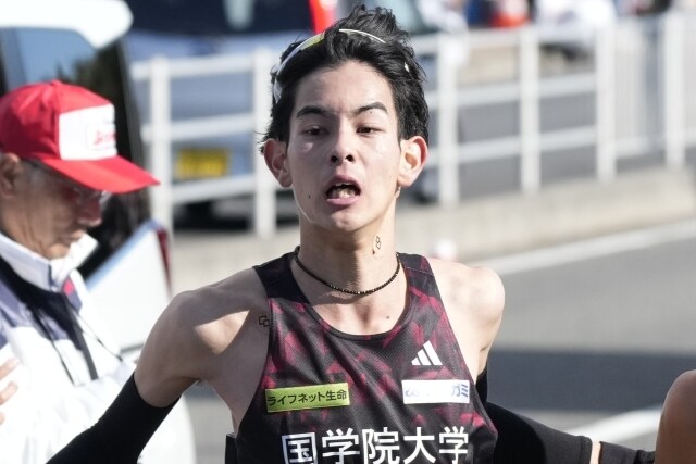 丸亀ハーフのレース終盤、日本人選手同士のやり取りにファン称賛「野中くんに声をかけてくれる荻久保くんもすごい」「足攣ってこの記録は強すぎる」