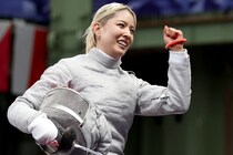 「カッコいいと思ったら…」金髪のフェンシング日本女子が“パリ後に見つけた趣味”に反響「尻もち豪快ですね」