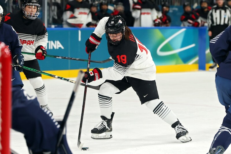 「伊藤麻琴がヒーロー」IIHF公式が初戦勝利の“スマイルジャパン”を称賛「日本はパックの扱いが速く、技術も優れていた」【冬季五輪】