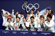 “りくりゅう”、坂本花織の活躍で２位発進！ 織田信成氏が日本フィギュア団体金メダルの可能性を提示【冬季五輪】