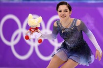 「気品を手に入れたね」冬季五輪銀メダルから８年…イメージ一変した元フィギュア女王の“ずば抜けた美貌”に反響！「溜め息が出る」