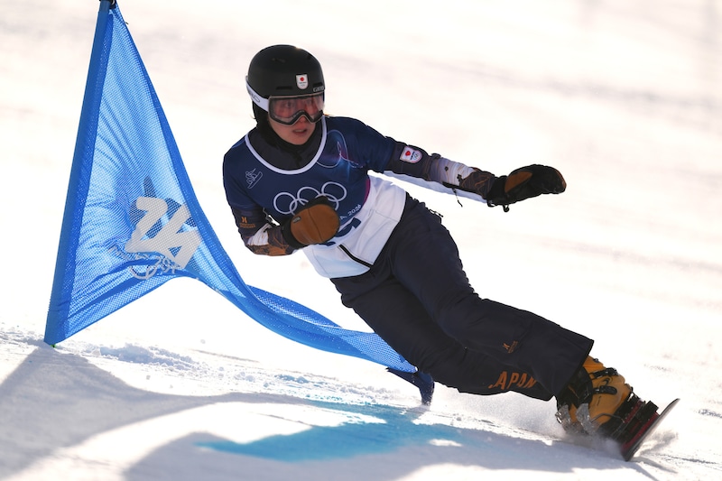 「まだ現役で凄すぎ！」女子パラレル大回転の竹内智香、７度目五輪は予選敗退　今大会限りで引退「決勝行けないの残念」【冬季五輪】