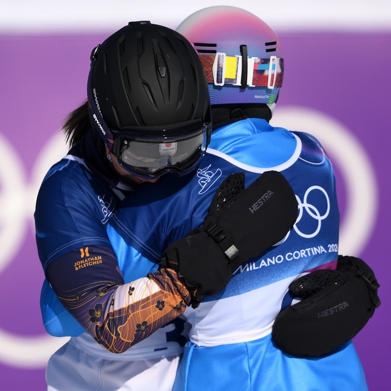 0.02秒差敗退の三木つばきに反応。パリ五輪金メダリストが送った“ひと言”とは？【スノボ女子パラレル大回転／冬季五輪】