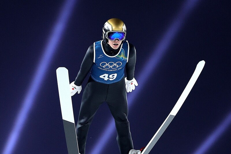 史上初V2かかる小林陵侑、１回目７番手！首位と4.8ポイント差　二階堂６番手、中村10番手で逆転メダルへ【スキージャンプ・ノーマルヒル／冬季五輪】
