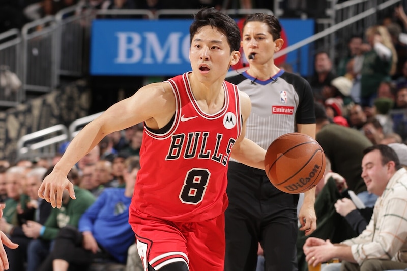 「ユウキはハイライトマシーンだ」NBA公式が河村勇輝の“15分超え”長尺ハイライト動画を公開！２WAY契約選手としては異例の扱い＜DUNKSHOOT＞
