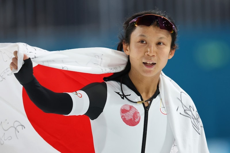 「えっ!?」高木美帆の銅メダルを現地観戦　全日本フィギュアV4女子の“近影”に騒然「あいかわらず綺麗」現在は連盟理事【冬季五輪】