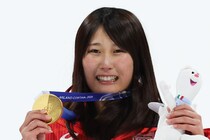 「新たなビッグエアの女王」金メダル村瀬心椛の超絶トリックを海外激賞　「ライバルたちさえも驚かせる圧巻のパフォーマンス」【冬季五輪】