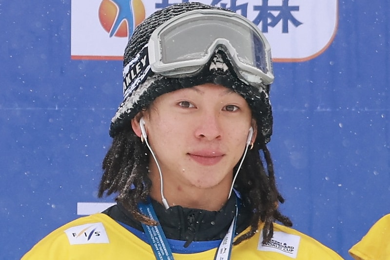 「なんていう精神力」スノボ・平野歩夢、満身創痍も狙うは２大会連続の金メダル！　人気ミュージシャンがエール【冬季五輪】