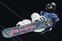 「骨折してるとは思えない！」平野歩夢、常識外の決勝進出に列島歓喜「痛み感じさせない」「ほんとにすごい！！」【冬季五輪】