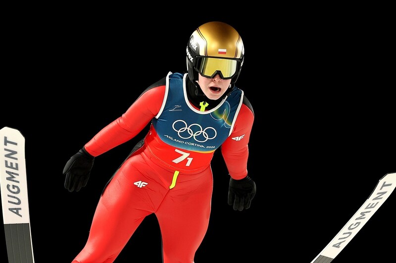 「本当にひどい」19歳のスキージャンプ女子選手が誹謗中傷にショック 母国スキー連盟が異例の声明「スポーツ批評の境界を越えている」【冬季五輪】