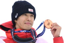 モーグル堀島行真、２大会連続の銅メダル！「うれしいですけど、悔しい思いもあります。ただ…」披露した大技コークスクリュー1440「実力があるってことは示せた」【冬季五輪】