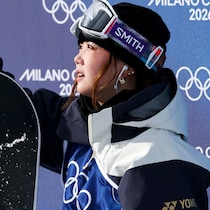 ２本連続フルメイクで暫定３位。”16歳”工藤璃星は決勝２本目「フロントサイド1080」などを決めて81.75点【スノボ女子ハーフパイプ／冬季五輪】