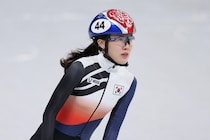 「圧倒的な美貌で魅了」韓国の元五輪女王が解説者としてミラノ降臨　注目度の高さに母国メディア反応【ショートトラック／冬季五輪】