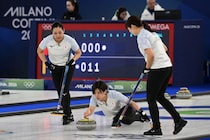 「デンマーク強い…」「勝てた、、、泣」カーリング日本、死闘の末の敗戦にネット反応「チャンスがあっただけに残念」【冬季五輪】