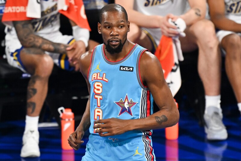 「ファンやメディアには不満を言う材料が必要」デュラントが“退屈な”NBAオールスターについて持論を展開＜DUNKSHOOT＞