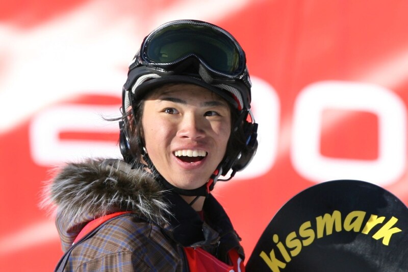 五輪スノボ解説で大忙しの元日本代表、妻のワンオペ育児に感謝「3人の子どもたちの面倒を見てくれて、頭が上がりません」