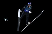 「いけえええーー」日本男子スーパーチーム２回目終え現在６位　初代王者へ最終R進出「メダル厳しいかなあ…」【冬季五輪】