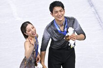 “りくりゅう”歴史を変えた大逆転金メダル！ 坂本花織の感泣が物語るTEAM JAPANの絆「涙にウルウル」ファンも感動【冬季五輪】