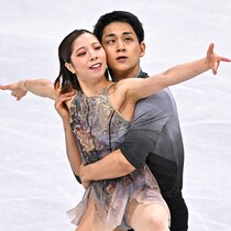 「間抜けの誹りを免れないね。ごめんなさい」元Jリーグチェアマンも涙。りくりゅうの逆転金メダルに感激のあまり“主語抜け謝罪”【冬季五輪】