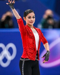 フィギュア18歳ロシア人が衝撃の五輪デビュー！ ショート72.89点で現在トップ、赤ジャケ＋MJメドレー【冬季五輪】