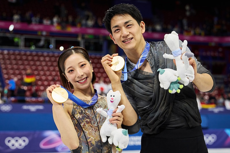 「お寿司を食べる人？」逆転金メダル翌日“りくりゅうオフショット”が配信４時間で再生数130万回超「可愛すぎます」「嫉妬が止まらない」【冬季五輪】