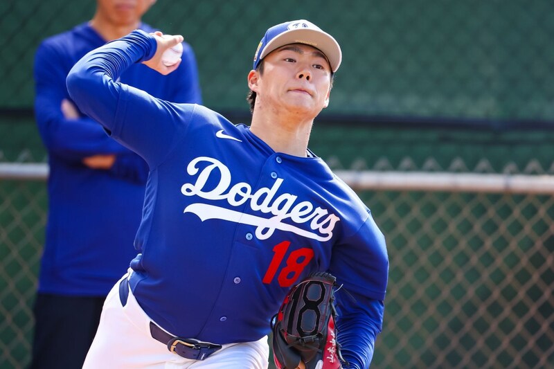 「ヨシー！ヨシー！」とファン熱狂…　山本由伸の“凄まじい人気ぶり”に球団公式が注目「ワールドシリーズMVPに大歓声」