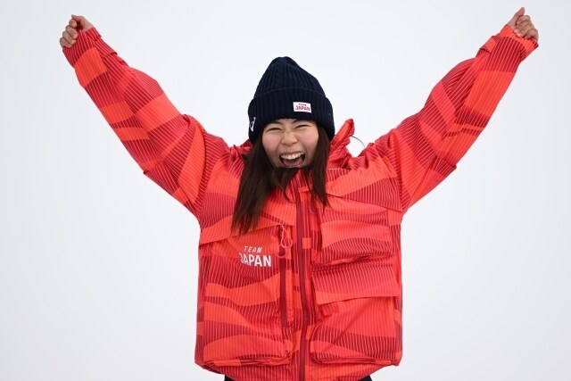 19歳で金の深田茉莉がビッグエアからの立ち直りを明かす「すごく声をかけてもらって…」【冬季五輪】