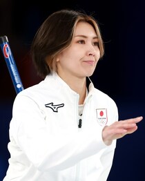 予選リーグ敗退カーリング日本、イギリスに３対９で完敗５連敗…アイス状況読めず失速連発、今大会１勝７敗【冬季五輪】