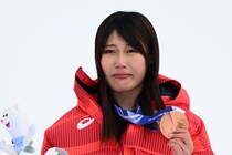 「めっちゃギラギラしてて最高」銅で悔し泣きのスノボ村瀬心椛、負けん気の強さにファン感服「受け答え立派すぎる」【冬季五輪】