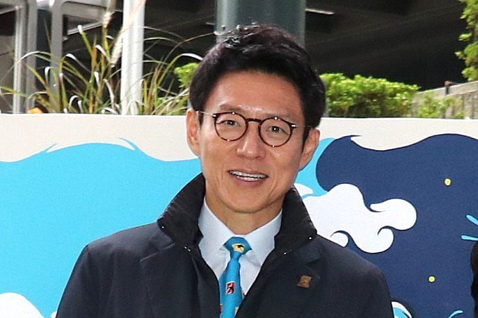 松岡修造、絶体絶命！暗闇で泣く携帯を救った『名もなき金メダリスト』に「グラッチェオリンピック」【冬季五輪】