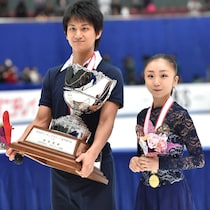 え？ もう帰国していた？ りくりゅう解説で話題沸騰の高橋成美が“元気すぎる爆走動画”を披露！しかもサッカー日本代表のユニ姿で…【冬季五輪】