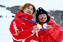 日本勢との友情シーンが話題となった中国選手「僕らは競争相手だけど…」「全ての選手にリスペクトを感じている」【冬季五輪】