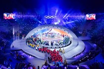 五輪閉会式の金メダリストダイジェストに映った日本人にスケオタ感動「誇らしいな」「また泣かせるの！」【冬季五輪】