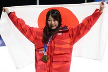 「ガチモンだ！」スノボ村瀬心椛、金メダルの裏にあった“日本人アスリート”のDM「面識や話したことないし…」【冬季五輪】