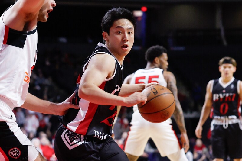 【Ｇリーグ】河村勇輝が前半から躍動！13得点＆４アシストに好守も披露、チームは63－56とリードし後半へ＜DUNKSHOOT＞