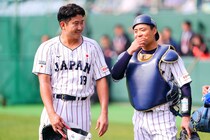 菅野智之も「バンバン投げる」 キャンプ終盤に聞こえてきた「高めを使う」の声に、捕手陣の見解は？「日本で言う普通の高めでは…」【侍ジャパン合宿レポート】