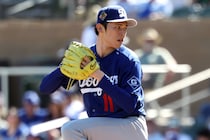 ドジャース２年目の佐々木朗希、OP戦初登板で２回途中３失点「力みすぎていた」ロバーツ監督が指摘した“課題と収穫”