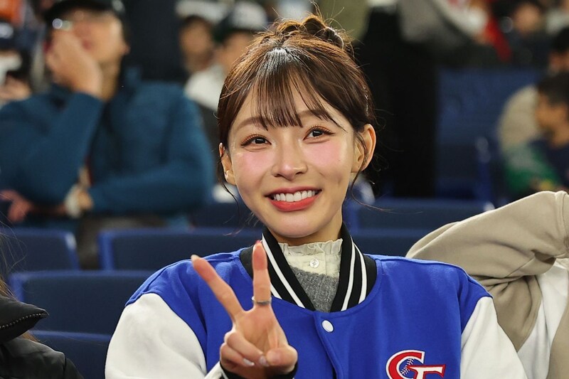 「可愛すぎる」台湾の“超人気チア”がユニ姿で「今日の私は準備万端だよ!」 WBC代表チームへのエール投稿にファン歓喜