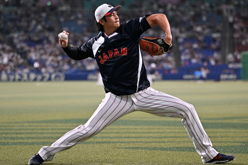 大谷翔平が“神対応”! 練習後に左翼席へボールを投げ入れファン絶叫「プロの鑑だわ」「なんぼの価値になるんだろう」【WBC】