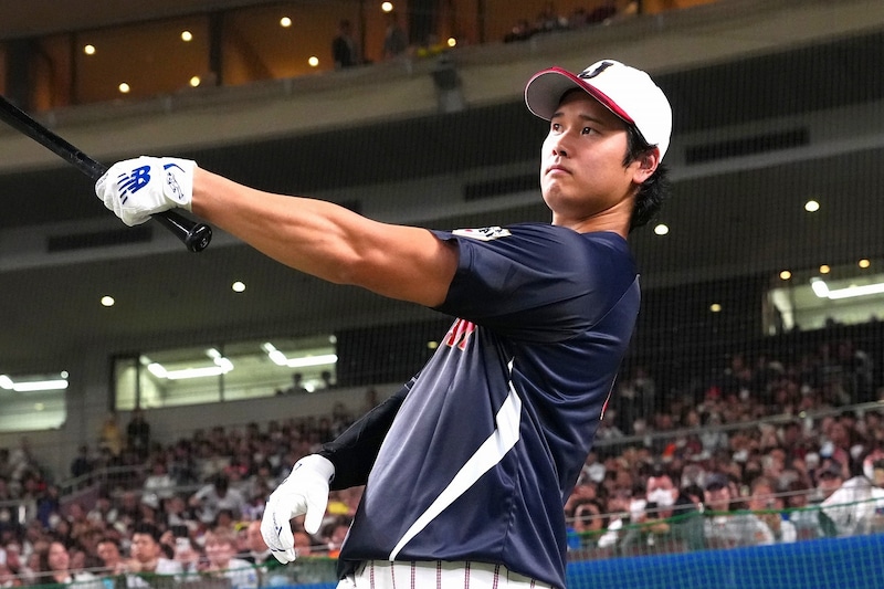 大谷翔平の凄さは「語れません(笑)」打撃投手務めた亀井善行コーチが脱帽 特大3ラン放った佐藤輝明は「勉強することがいっぱいある」【WBC】