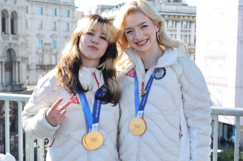 「文句なしでしょ!」日本アニメを愛する米女子フィギュアコンビが厳選した“大好きな9作品”にファン喝采!「分かってる」「薬屋とか意外だった」