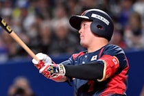 「後輩にマウントとっちゃうの最高w」先制アーチの牧秀悟、“テラス使った”の後輩弄りにファン反応「本当に仲良し」「センパイ厳しい笑」【WBC】