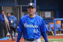 【DeNA】「440イニングの空白」を埋めるのは――入来祐作コーチが託す藤浪晋太郎、復活への期待