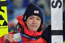 「やばくね!?」スキージャンプ・二階堂蓮、欧州へ向かう途中に足止め「飛行機飛びません」 まさかの理由にネット衝撃「ビビったわ」「めちゃくちゃ心配」
