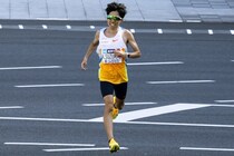 日本人２位・鈴木健吾「少しずつ戻ってきている」５年前に日本人初２時間４分台「僕ももう１回頑張らないと」【東京マラソン】