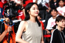 広瀬すずだけじゃなかった！ 沖縄でのバスケ日韓戦で現れた“紅白出場人気歌手”「鳥肌立った」「すごい迫力」