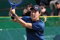２カ月ぶりに実戦復帰の錦織圭、フランス下部大会予選で地元16歳に快勝！「次の試合も楽しみ」＜SMASH＞