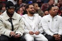 NBAで“珍事”ウィザーズ移籍のヤングが新天地デビュー前にまさかの退場処分！本人は「もうしないから期待しないで（笑）」＜DUNKSHOOT＞