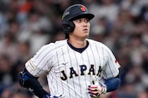 侍Jフィーバーに沸く日本列島　人気MLBキャスターのユニ姿が話題「可愛すぎて悶絶」いよいよWBC開幕へ